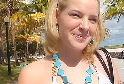 Girl Loves The Beach And Sucking Some Big Dick