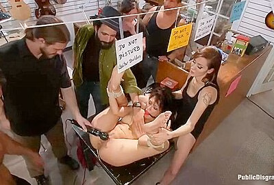 Vicki Chase Perfect Toy! Ass Fucking, Anal Fisting, Bondage, Squirting In Public!!