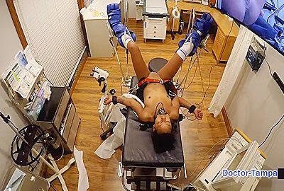 Dr Tampa – Corporate Slaves – Minnie Rose 24 Min